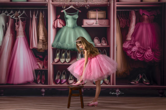 Barbie's Fabulous Wardrobe - Green Dress Option - With Sweep Option