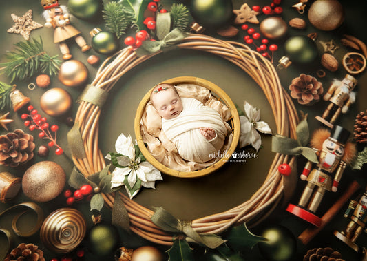 Elegant Nutcracker Christmas - Petite