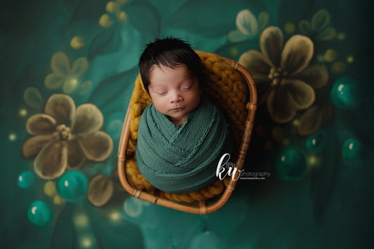 Emerald Winter Blooms - Petite