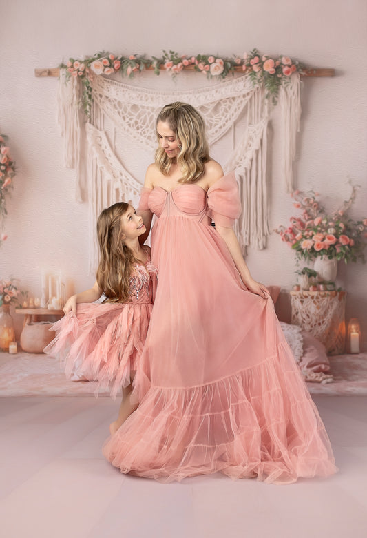 Mama's Corner - With Sweep Option