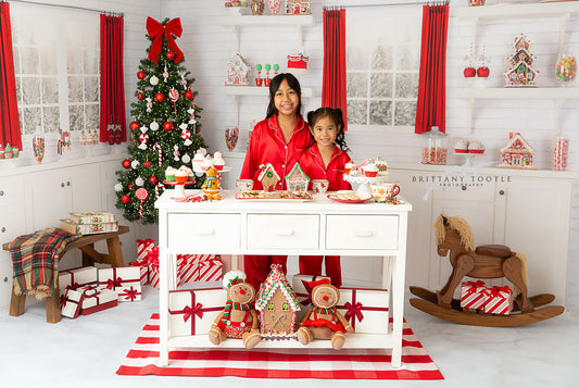 Mrs. Claus Sweet Kitchen 2pc Room