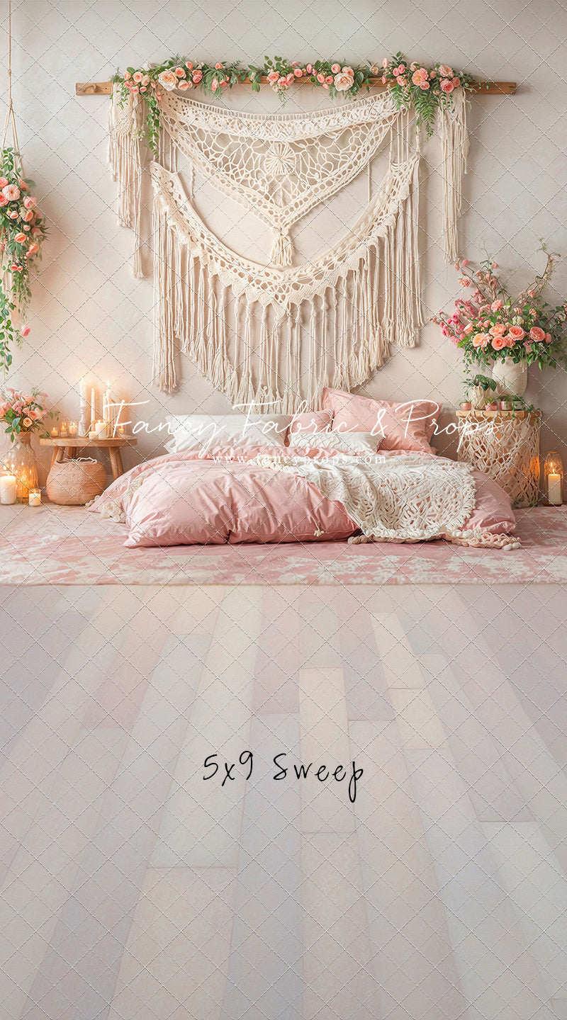 Mama's Corner - With Sweep Option