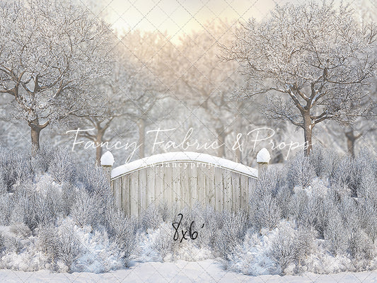 Winter Forest Gate 2pc Mini Room