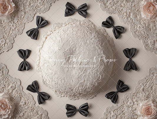 Cameo Charm - Petite