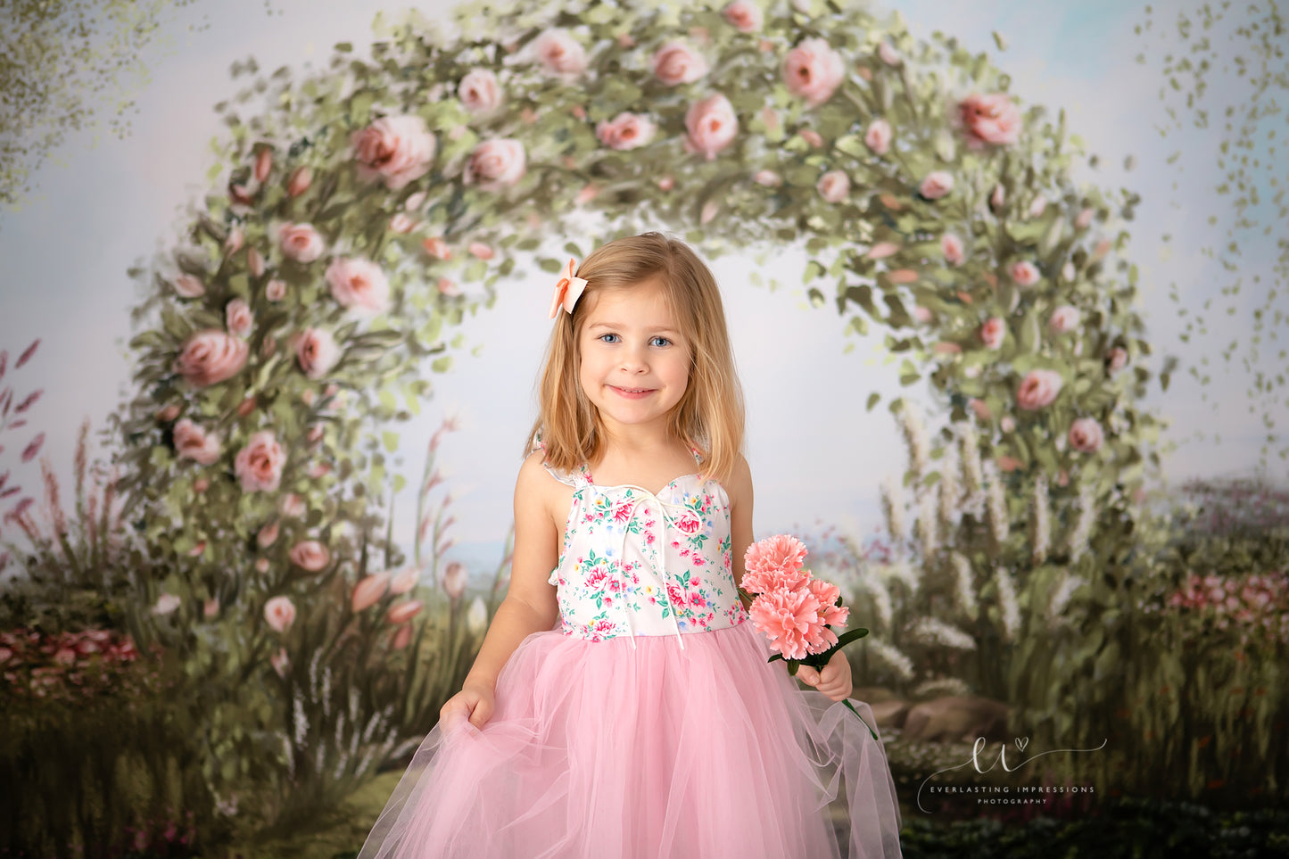 Trelis of Roses