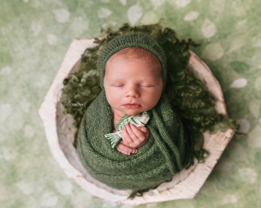 A Day in May - Petite