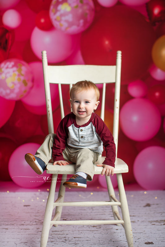 Golden Valentine Balloon Wall
