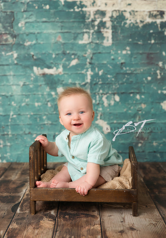 Miami Brick Wall - Petite