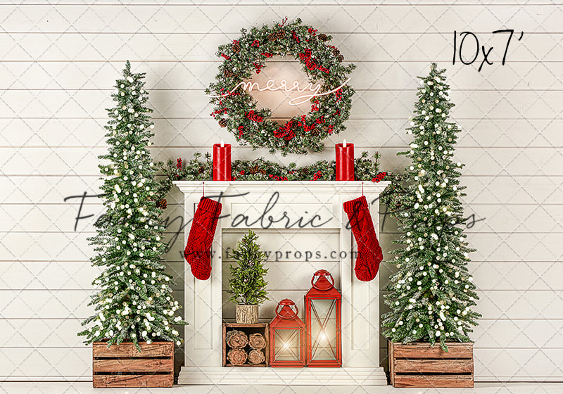 Shiplap Holiday Mantle Room