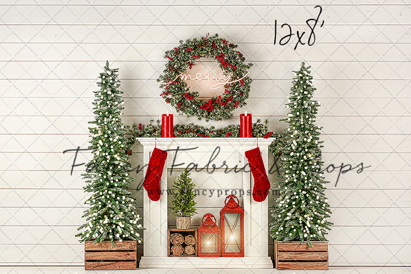 Shiplap Holiday Mantle Room