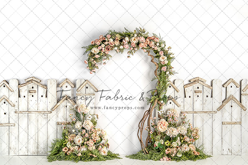 Blushing Bloom Archway