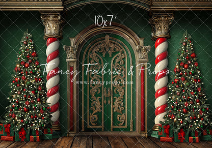 Saint Nick's Christmas Door - Room