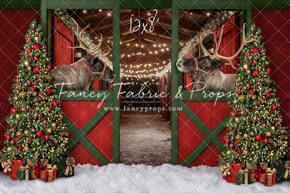 Santa's Jolly Reindeer Stable - 2pc Room