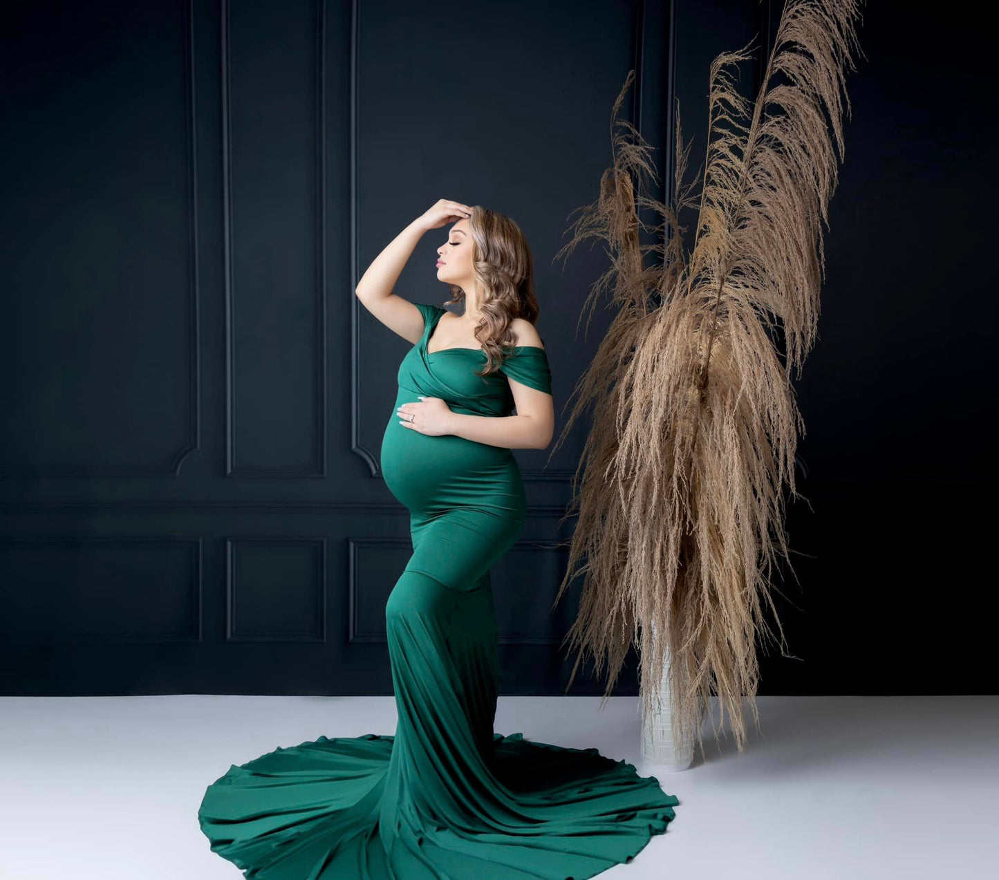 Simple Matte Black Wall