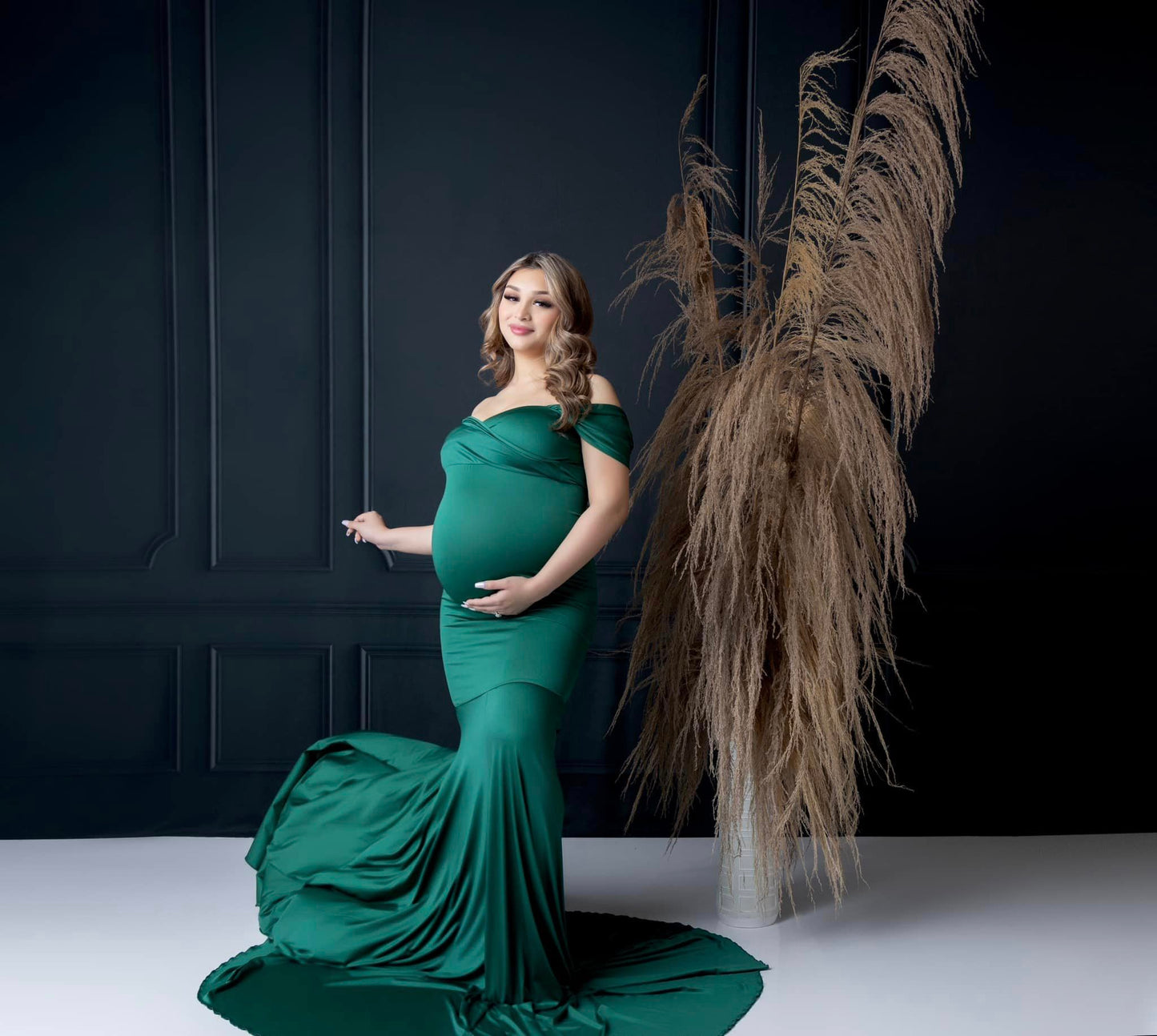 Simple Matte Black Wall