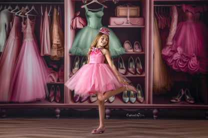 Barbie's Fabulous Wardrobe - Green Dress Option - With Sweep Option