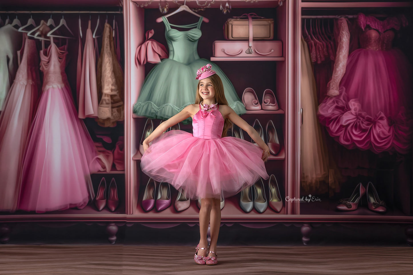 Barbie's Fabulous Wardrobe - Green Dress Option - With Sweep Option