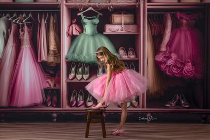 Barbie's Fabulous Wardrobe - Green Dress Option - With Sweep Option