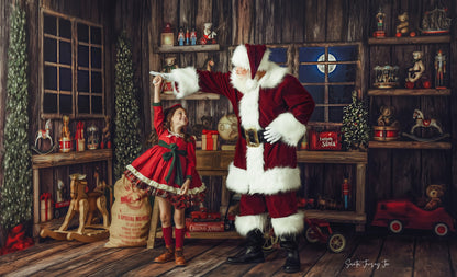 Santa's Rustic Workshop - Room