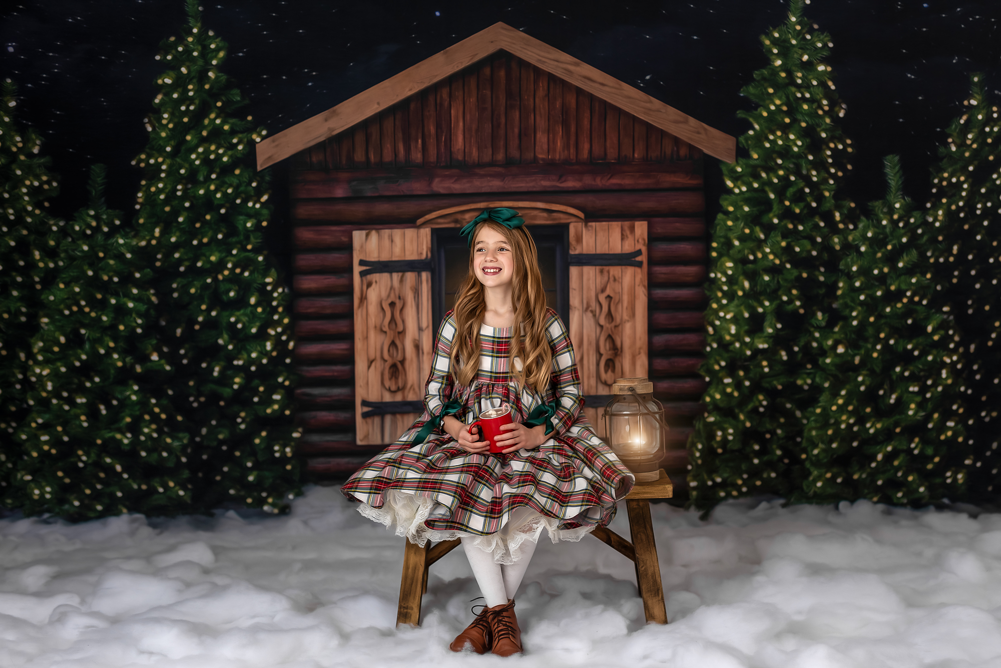 Cozy Christmas Cottage 2pc Room – Fancy Fabric & Props