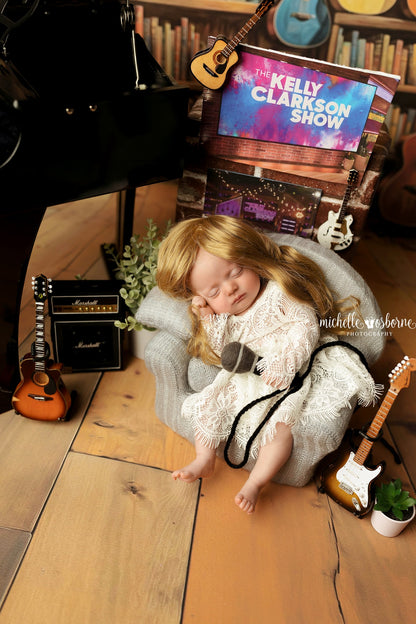 Scenic Acoustic Alcove