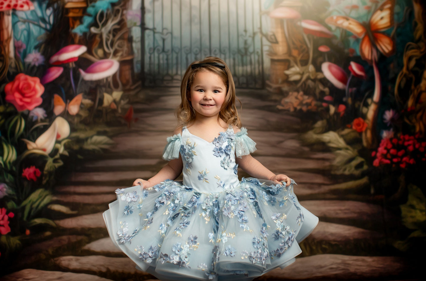 Wonderland Gates- With Sweep Option