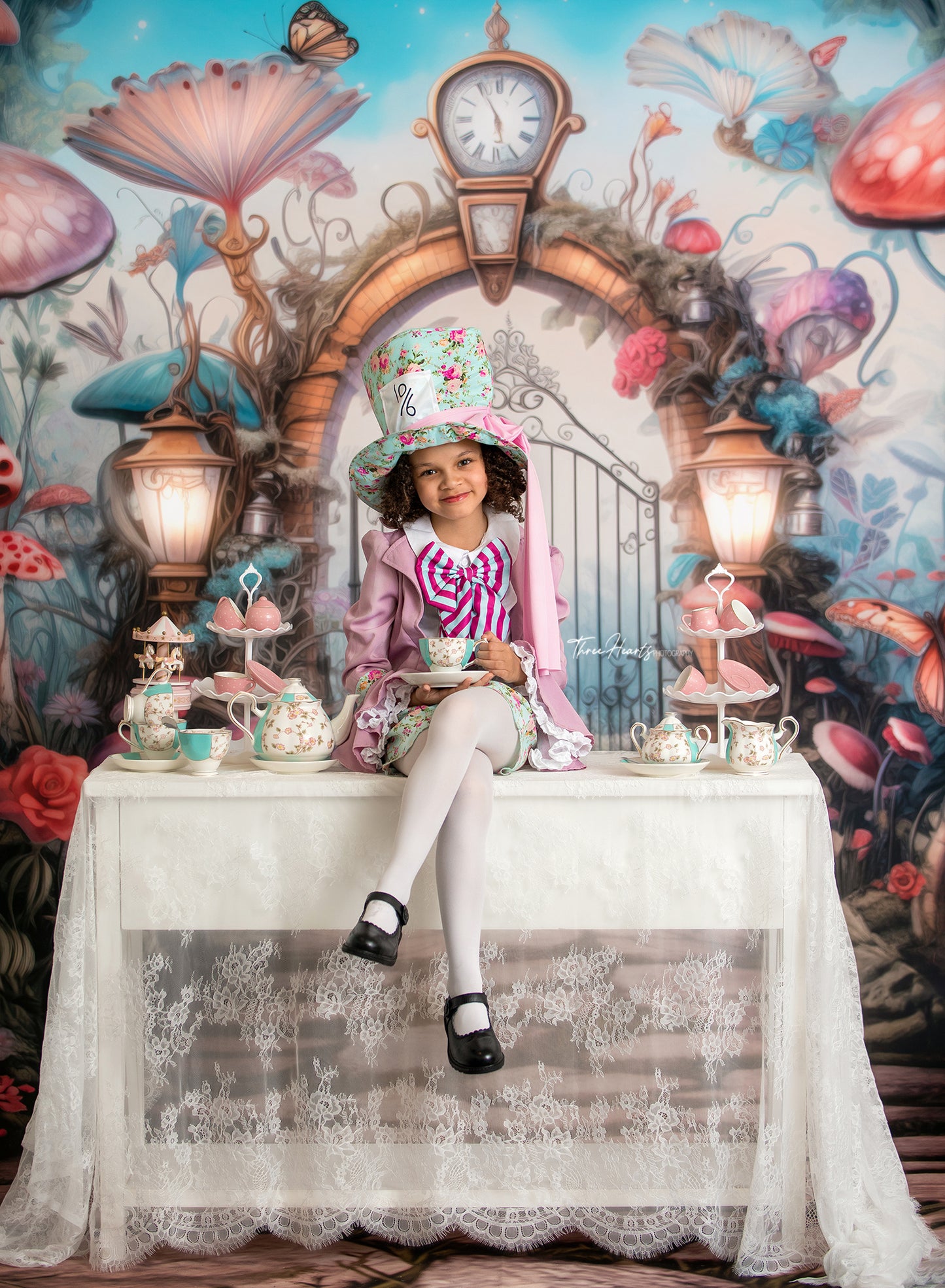 Wonderland Gates- With Sweep Option