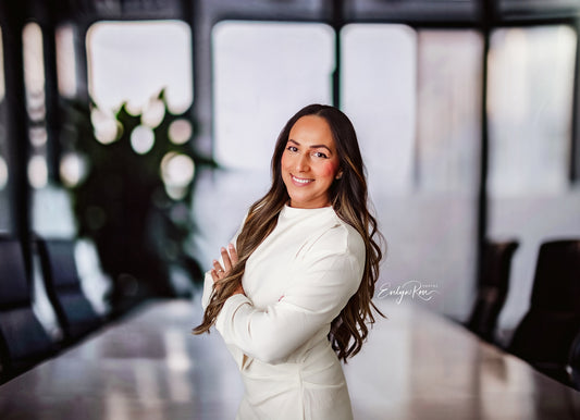 Head of the Table - Horizontal Headshot Photography Backdrop
