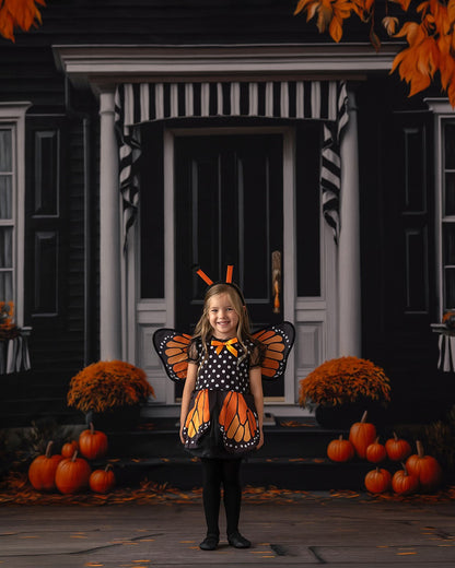 Chic & Spooky - With Sweep Option