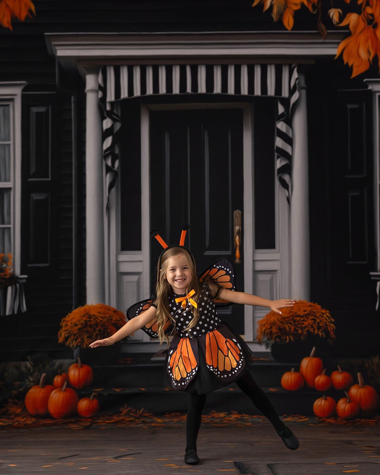 Chic & Spooky - With Sweep Option