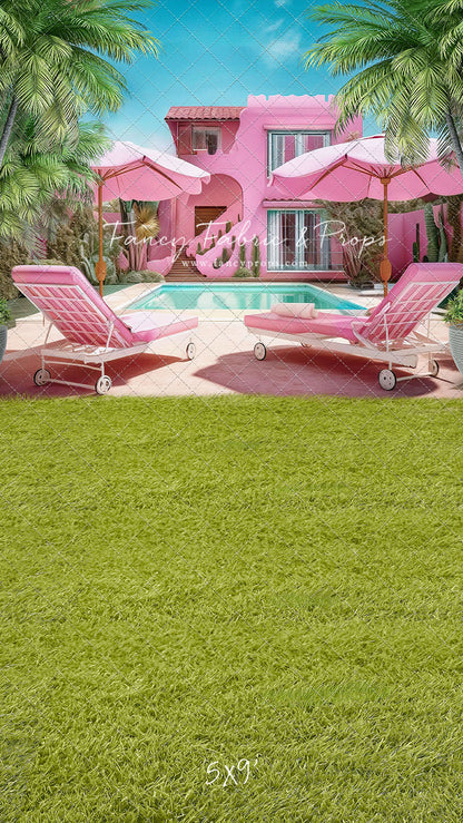 Barbie's Poolside Vacation - Grass Floor - With Sweep Option