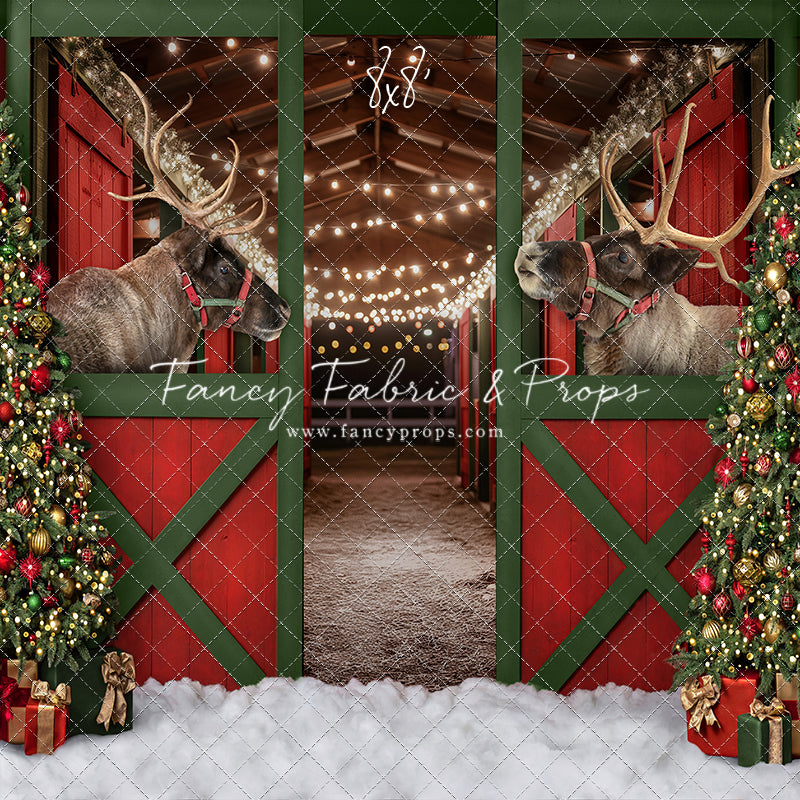 Santa's Jolly Reindeer Stable - With Reindeer