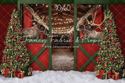 Santa's Jolly Reindeer Stable - With Reindeer