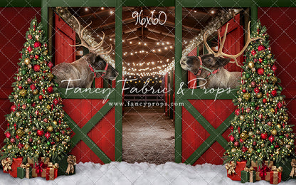 Santa's Jolly Reindeer Stable - With Reindeer