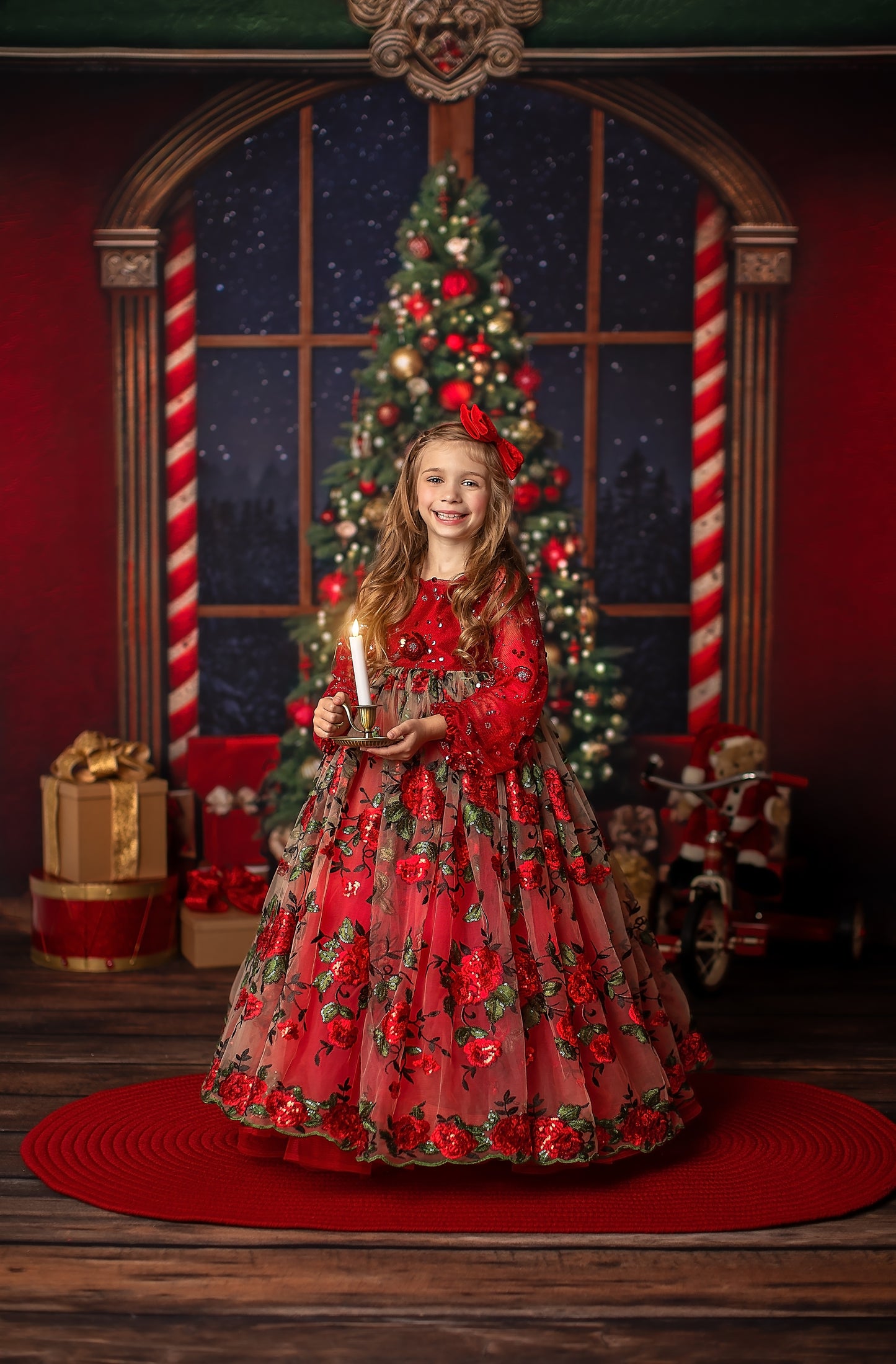 Santa's Regal Workshop - Room