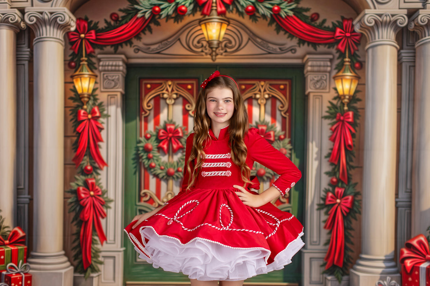 Santa's Sweet Entrance - ROOM