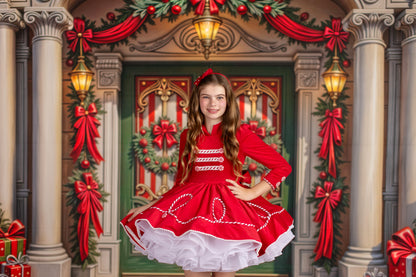 Santa's Sweet Entrance - with Sweep Option