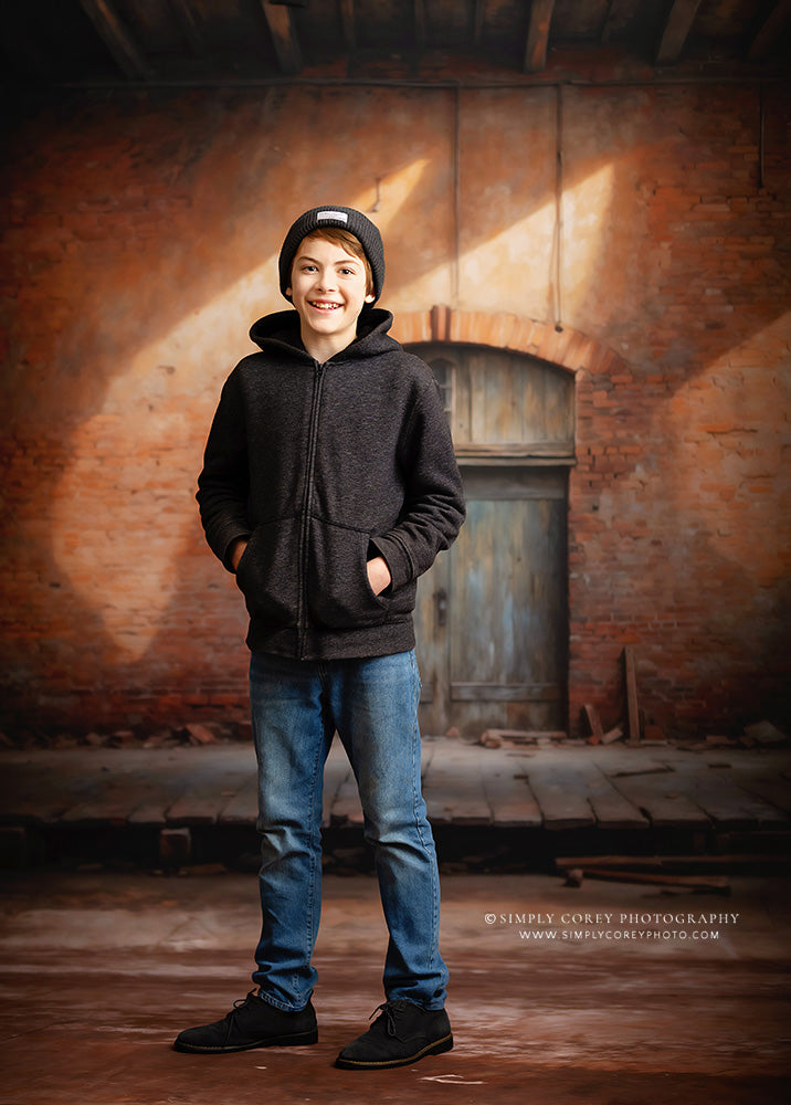 Black Country Forge - Brown Floor - With Sweep Option