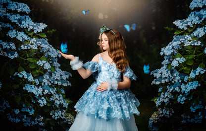 Blue Hydrangea Hideaway