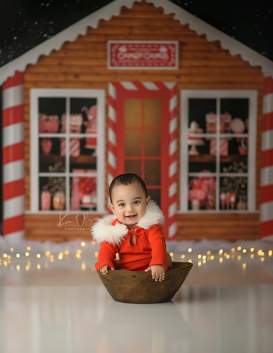 Candy Cane Cabin 2pc Mini Room