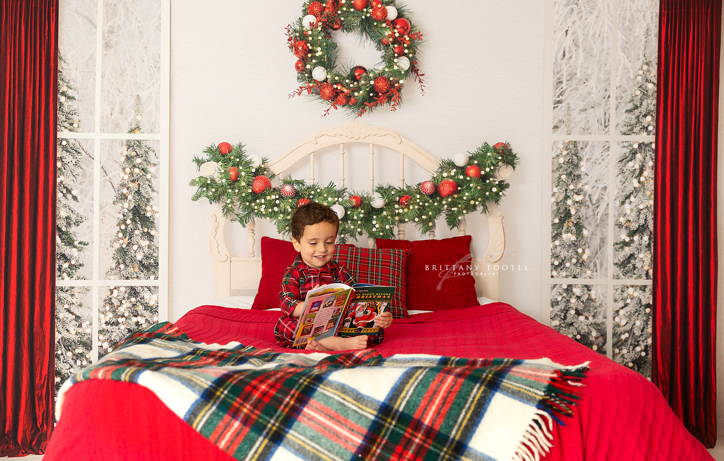 Classic Christmas Headboard