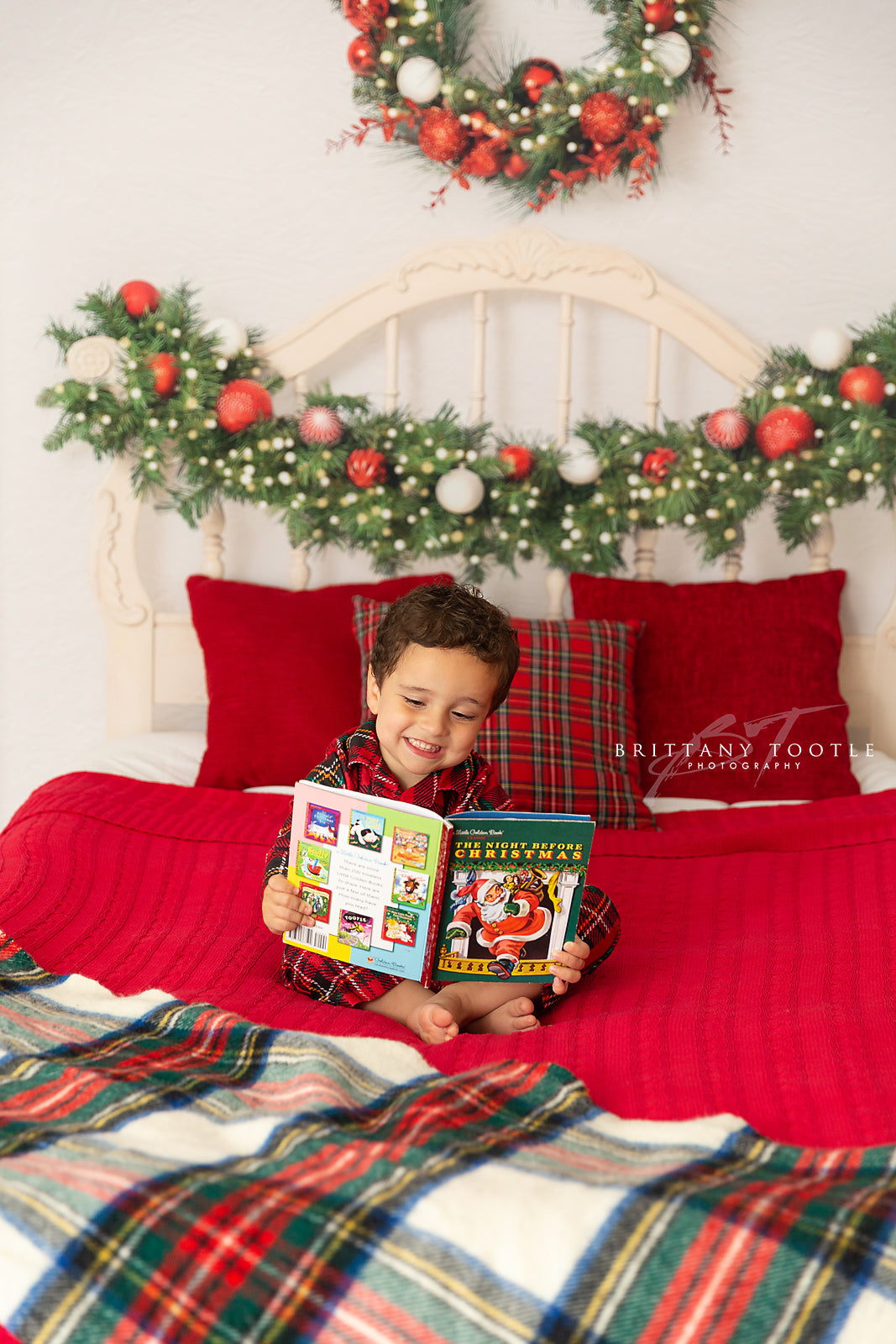 Classic Christmas Headboard