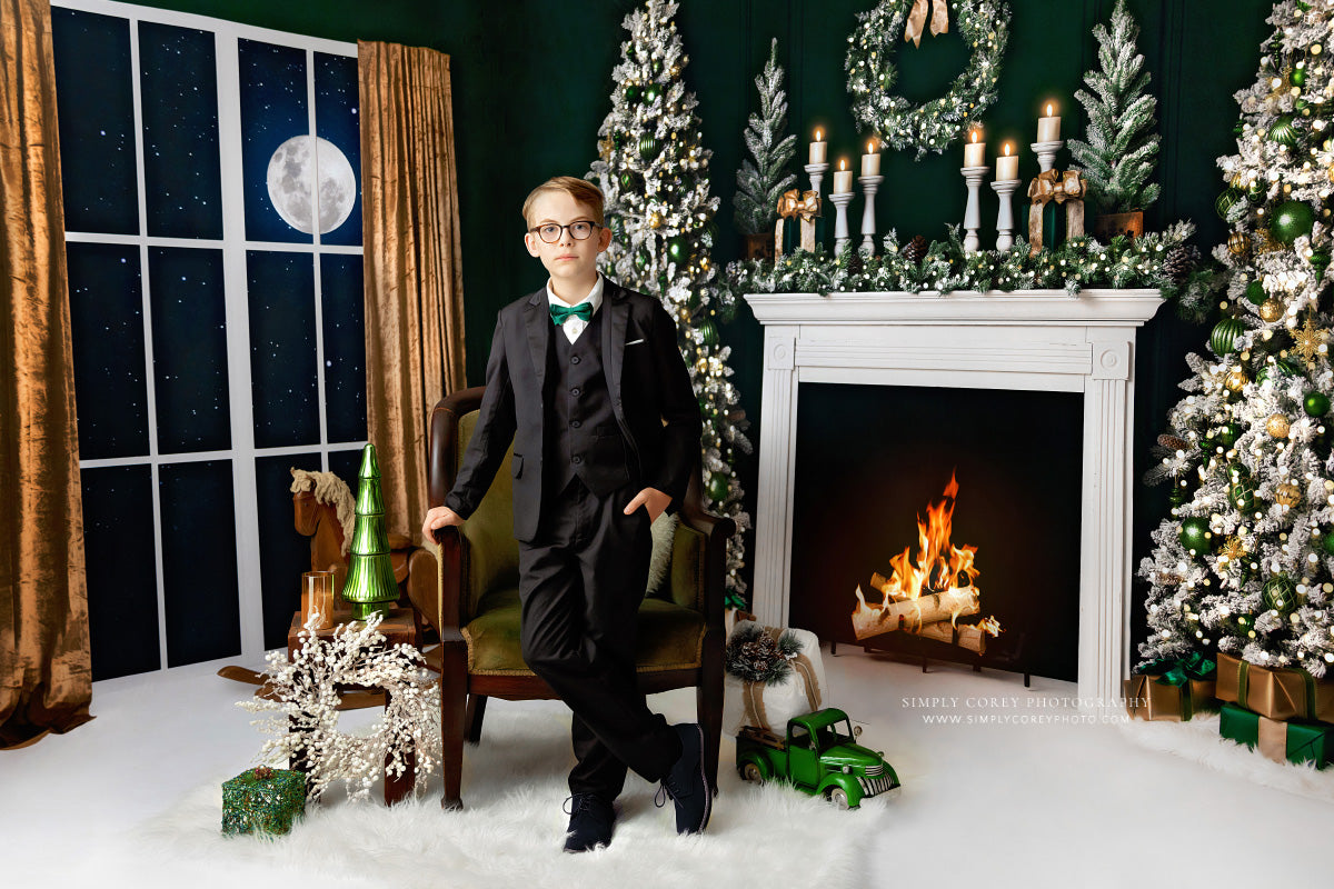 Classy Gold & Greens Mantle 2pc Room