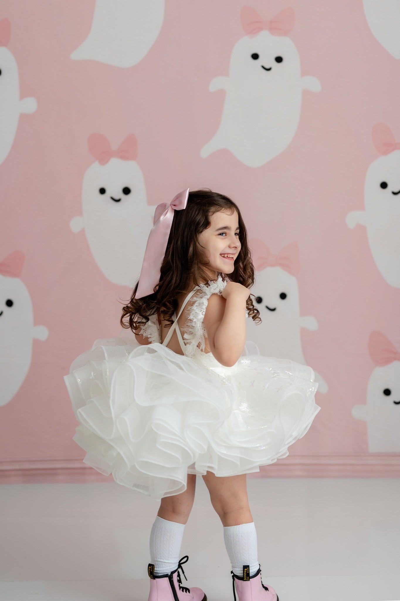 Coquette Ghosts - With Sweep Option