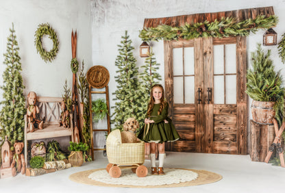 Charming Holiday Entry - 2pc Room