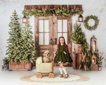 Charming Holiday Entry - 2pc Room