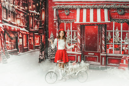 Crimson Cheer Gift Shop - Room