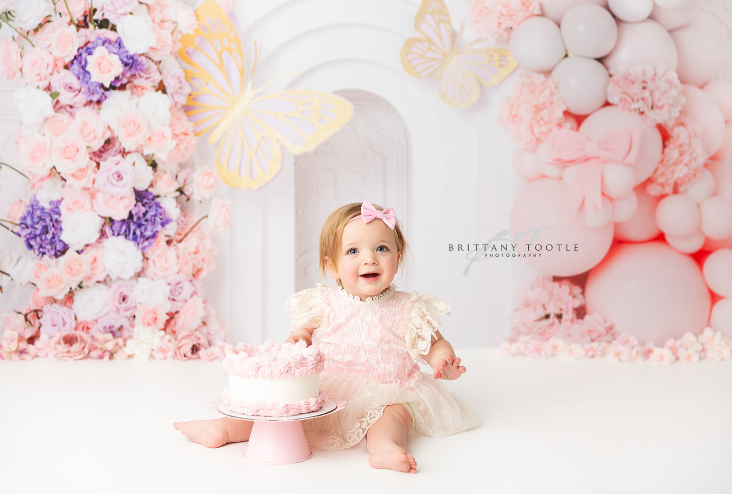 Elegant Blooming Arch