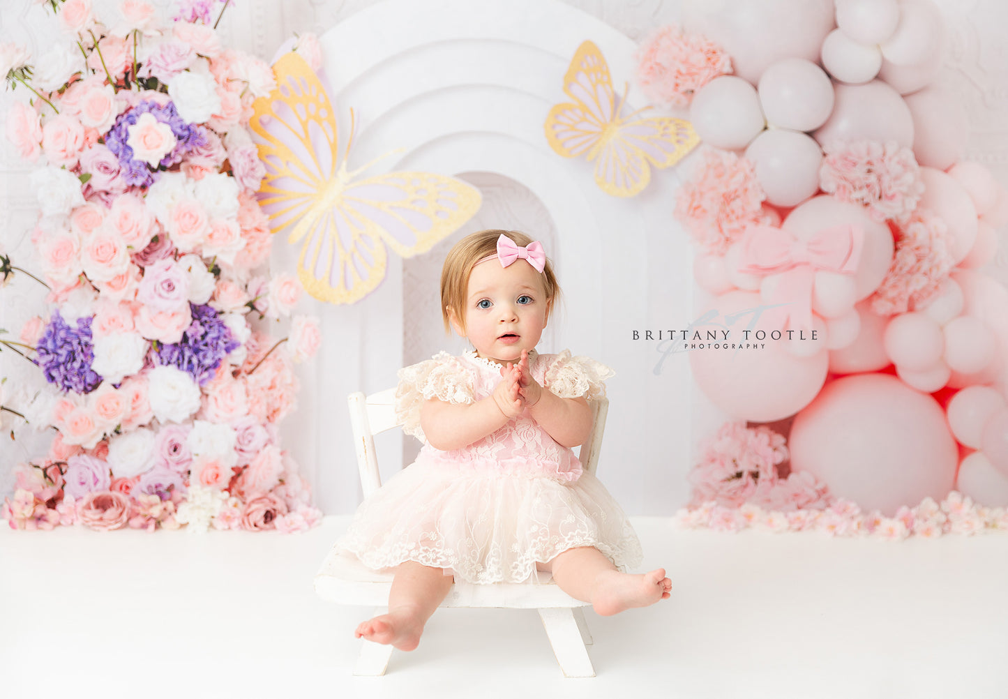 Elegant Blooming Arch