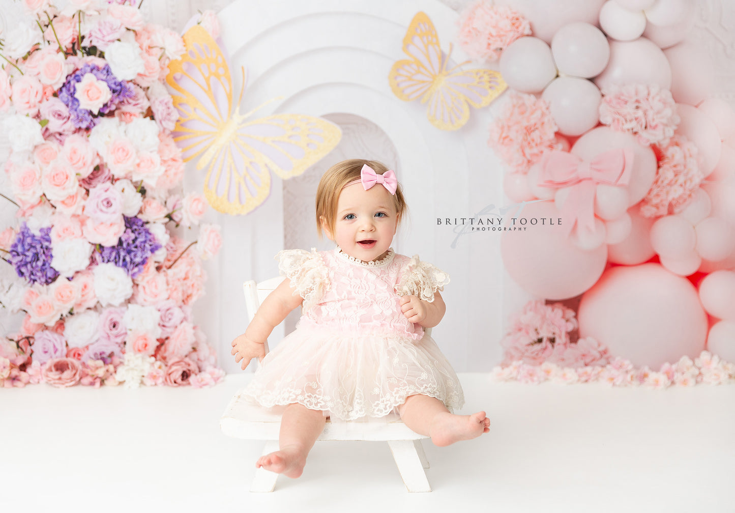 Elegant Blooming Arch